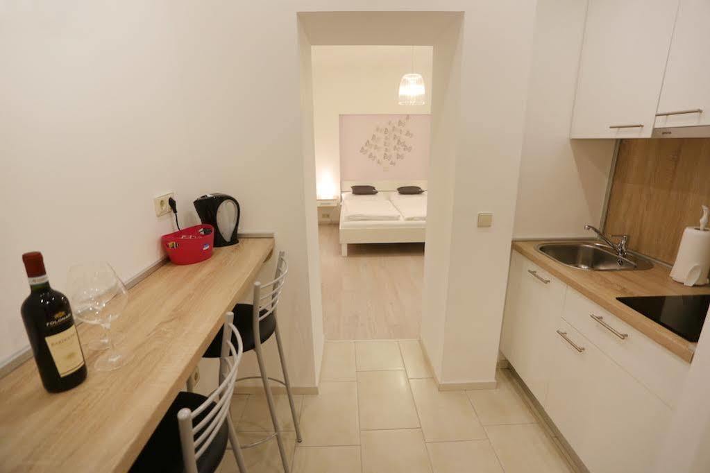 Zadar Street Apartments And Room מראה חיצוני תמונה